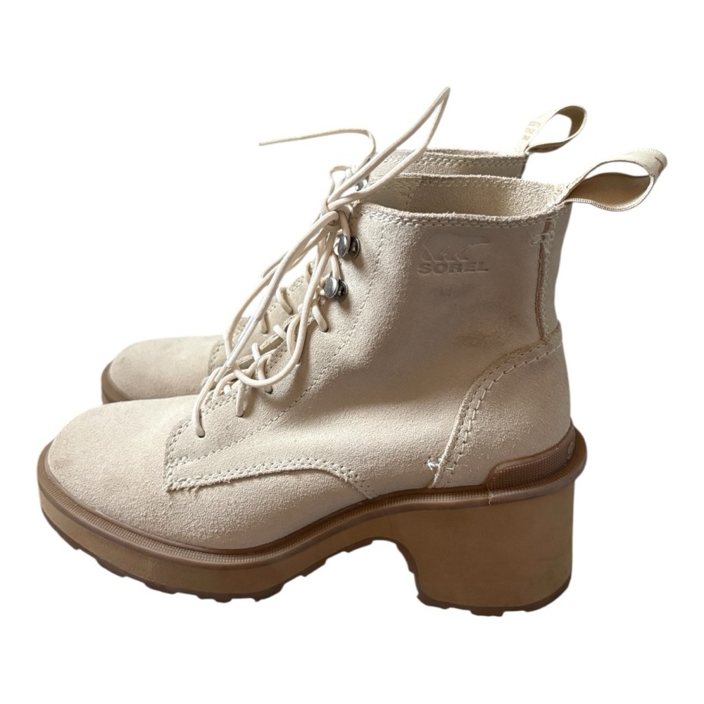 SOREL women’s  Hi-Line Heel Lace Waterproof Suede Boots - Ceramic Chalk Size 5.5